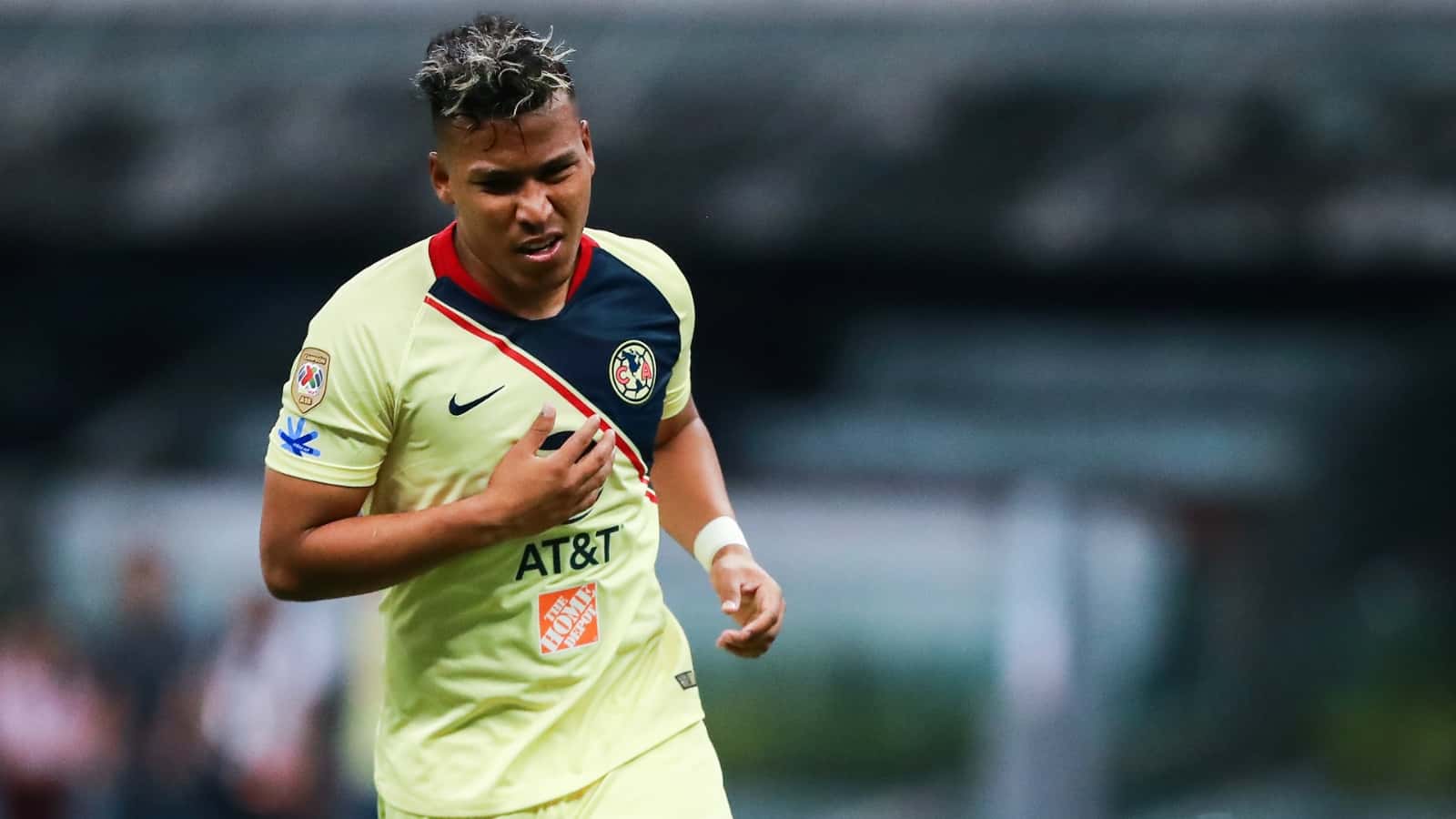 Roger Martínez parece haber conseguido nuevo equipo, pero debe cumplir con una dura condición.