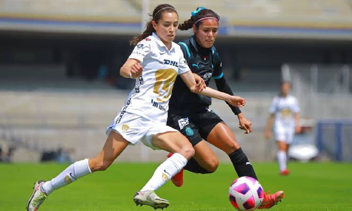 Rojiblancas y Auriazules en un duelo más del fútbol femenil.