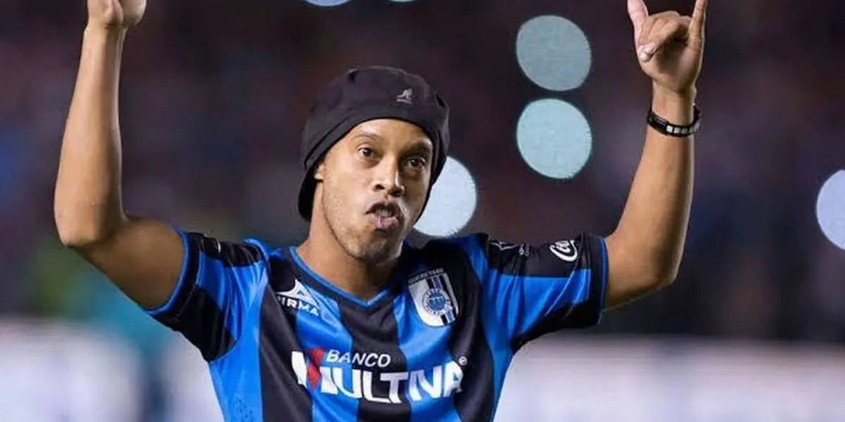 Ronaldinho llegó como jugador libre, por lo que Gallos solo pagó su salario, se hablaba de una cifra mayor a los 2 millones de dólares anuales, pero el dinero para pagar el salario de uno de los mejores jugadores del mundo salió por la venta de mercadotecnia y no tanto de la directiva.