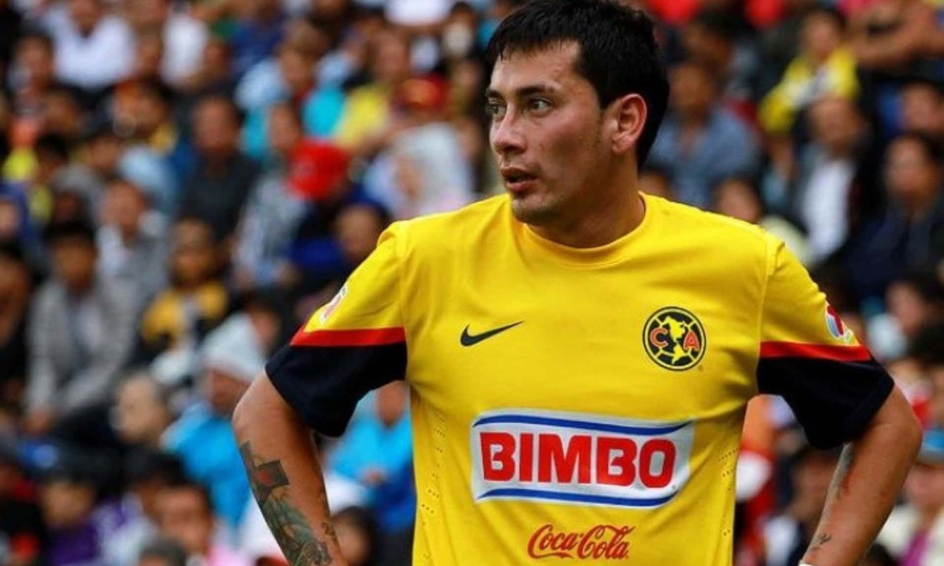 Rubens Sambueza participa en un torneo senior en Argentina.