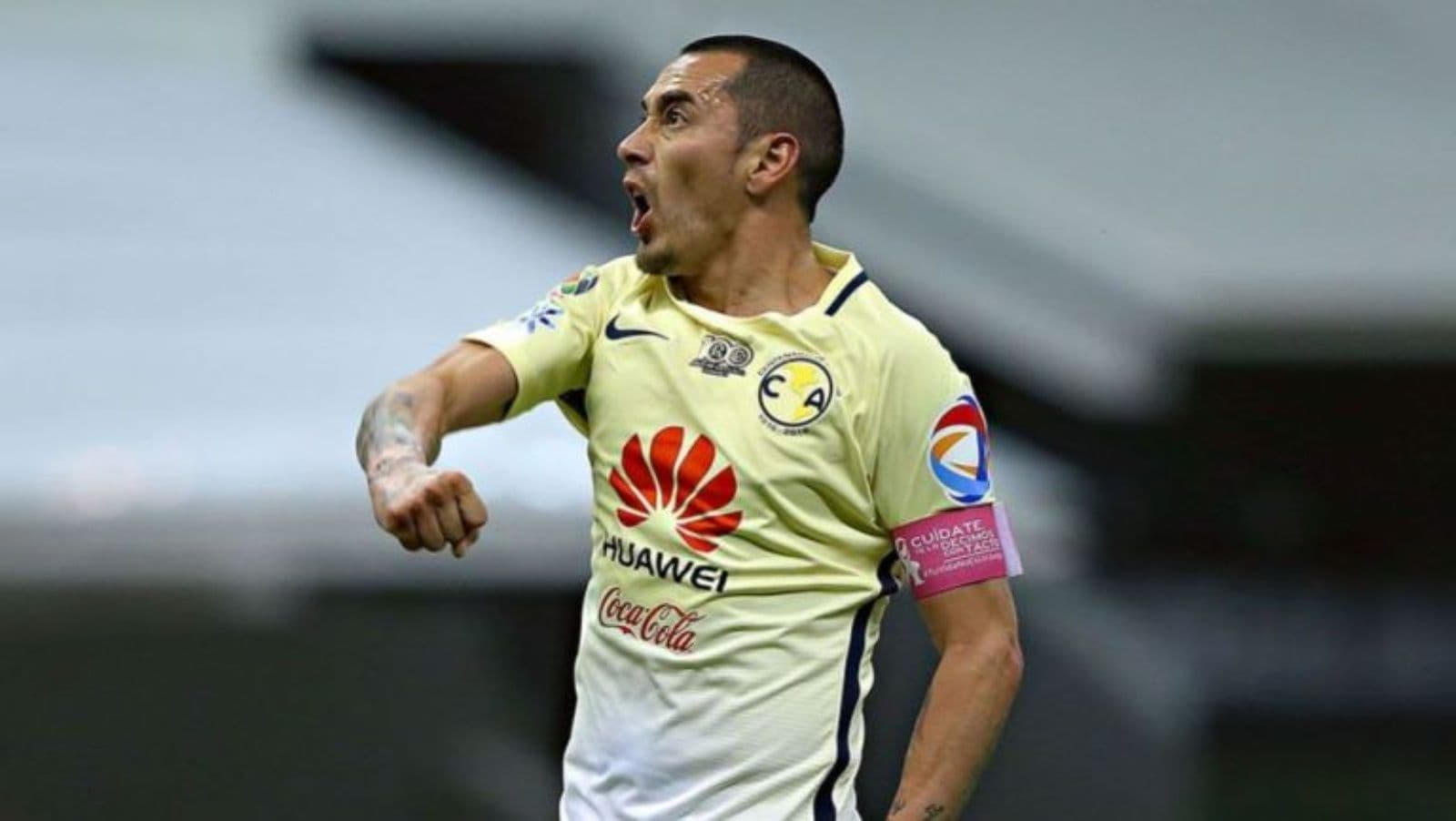 Rubens Sambueza quiere cumplir su sueño de poder retirarse del fútbol jugando para el América.