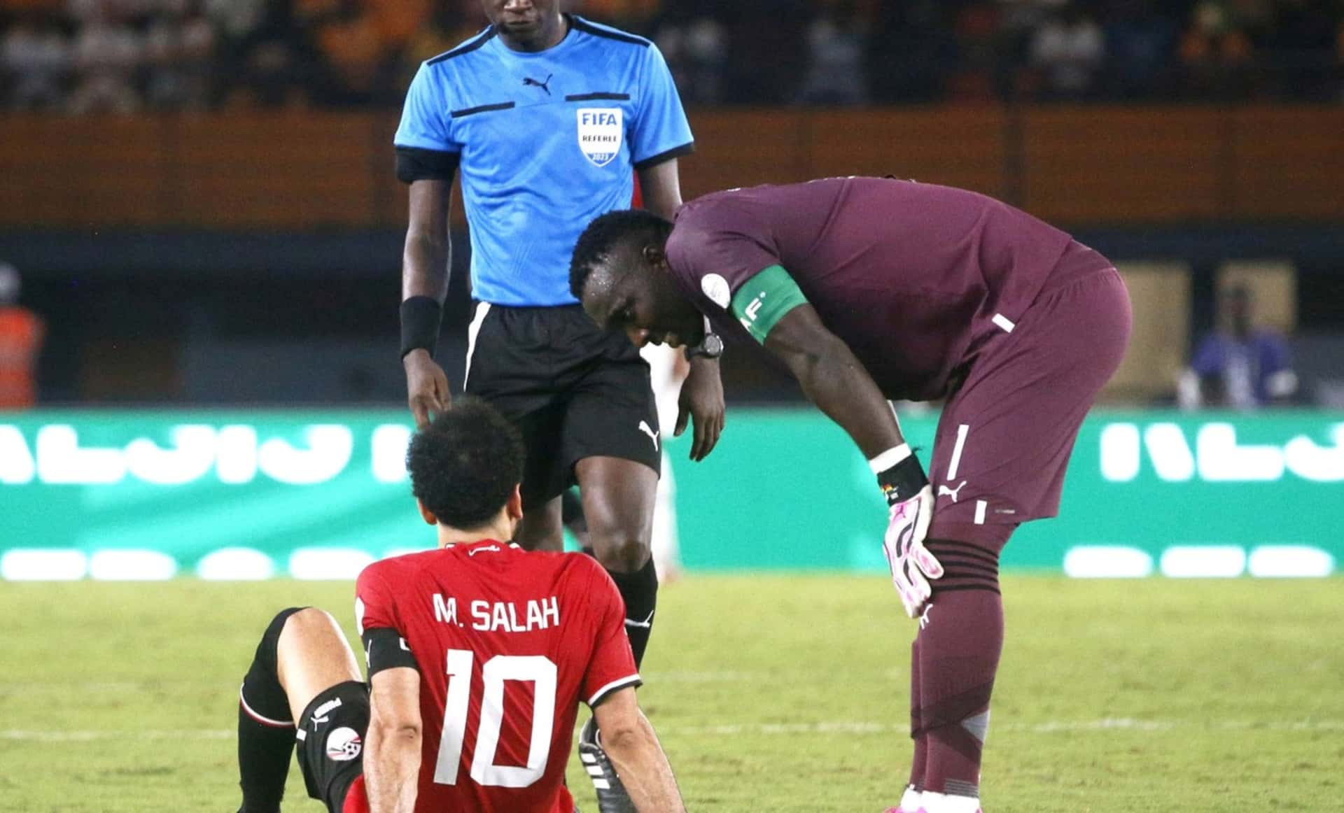 Salah podría perderse varias duelos junto a los 'Faraones' y volvería Inglaterra para recuperarse.