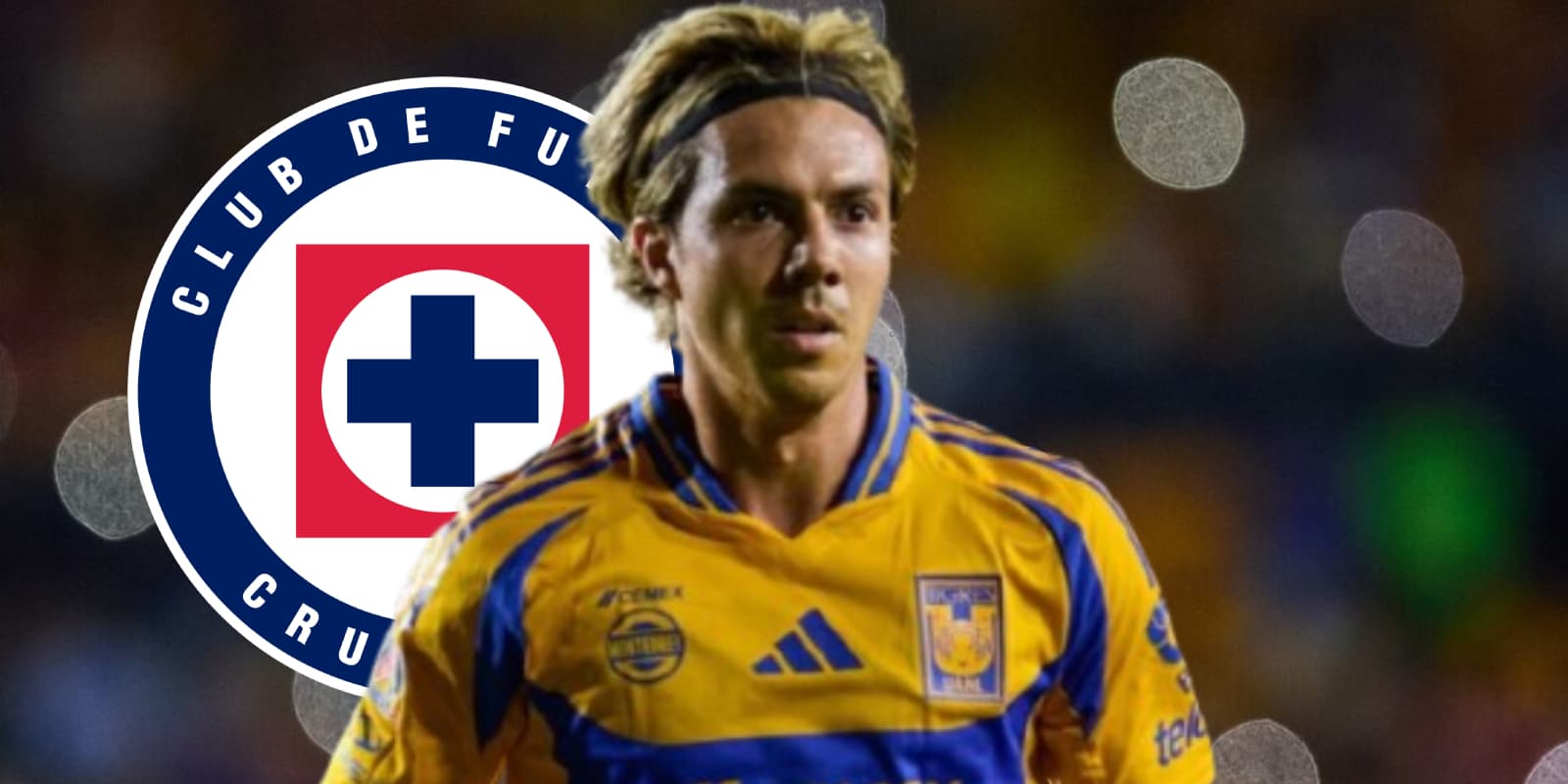 Sebastián Córdova junto al escudo de Cruz Azul / FOTO DIARIO AS