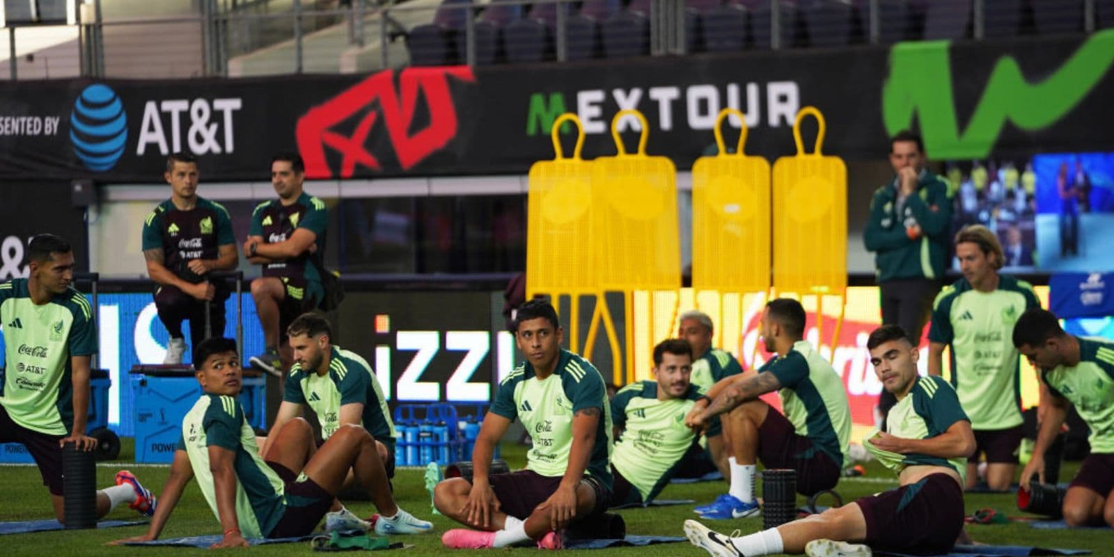 Selección Mexicana en un entrenamiento (Foto: @miseleccionmx)