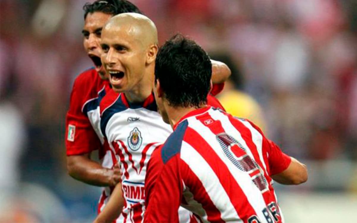 Sergio "Gaucho" Ávila dejó el futbol y ahora se desempeña como arquitecto.