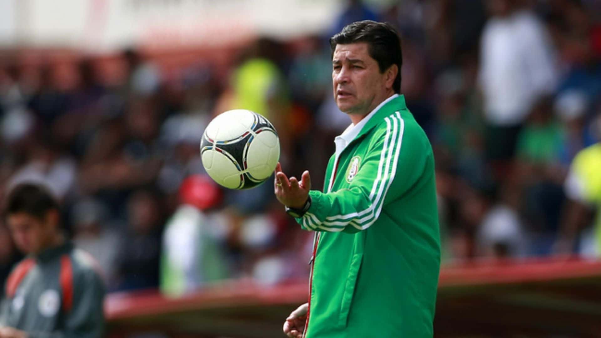 Tena era una de las opciones para la selección, pero prefiero llegar a otro equipo