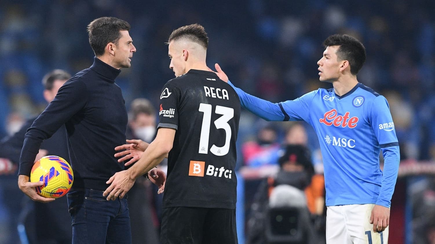 Thiago Motta, entrenador del Spezia, se peleó con Hirving Lozano en pleno partido, ahora el destino se las cobra