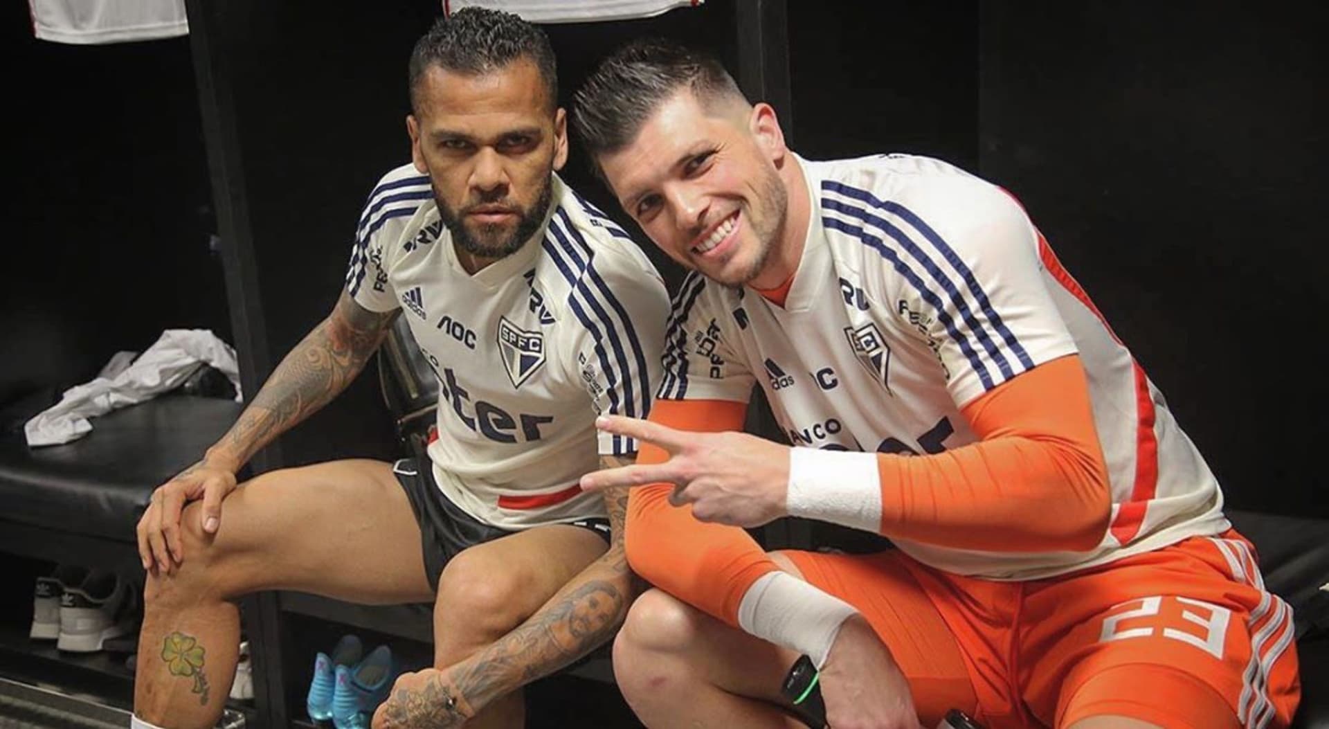 Tiago es amigo del lateral brasileño
