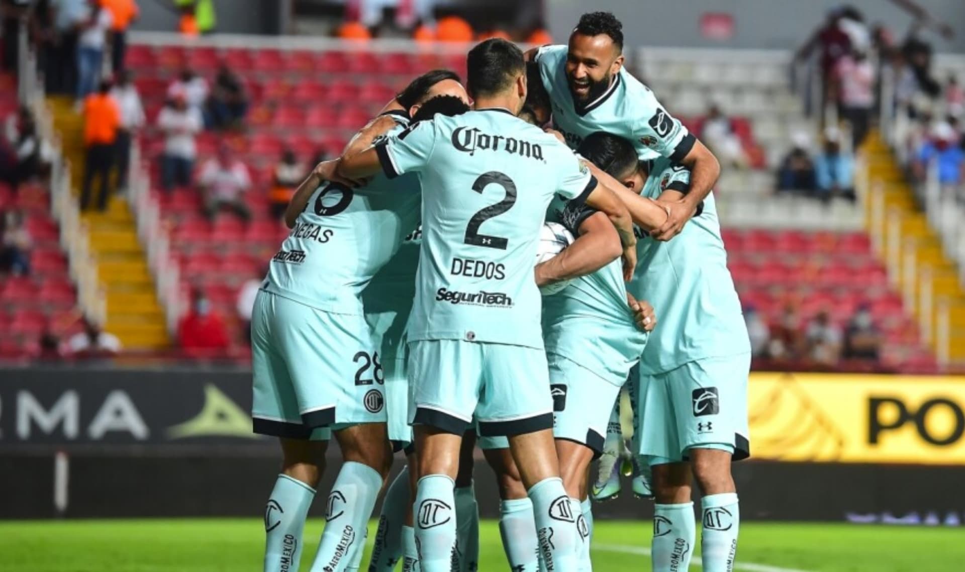 Toluca gano y el "Dedos" hizo buen partido