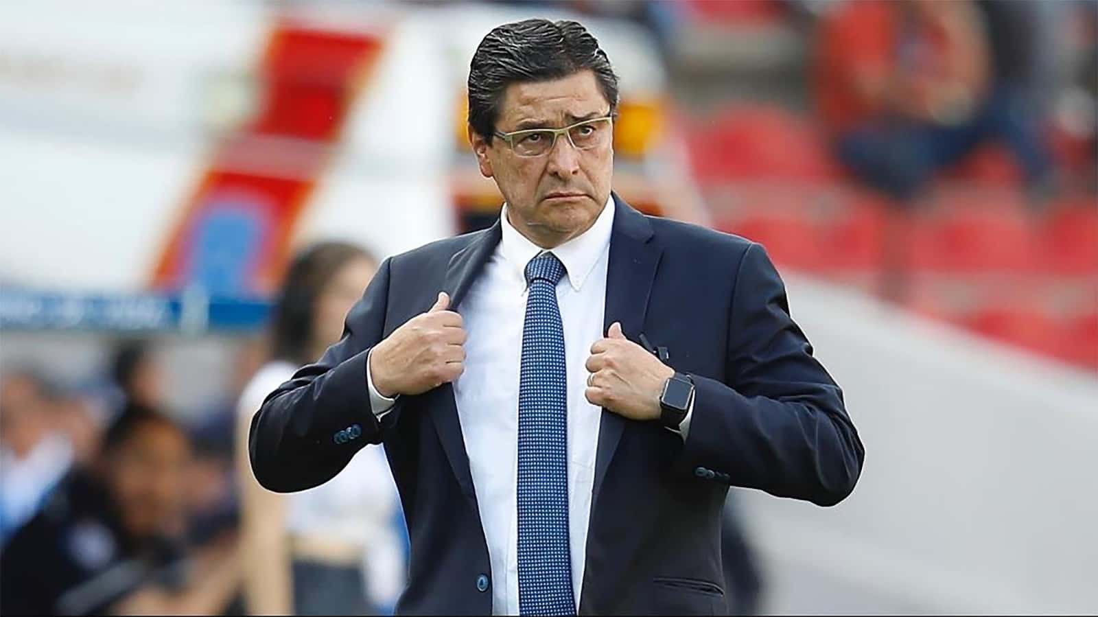 Tras varios años alejado del fútbol, Luis Fernando Tena podría tener una oportunidad en nivel de selecciones.