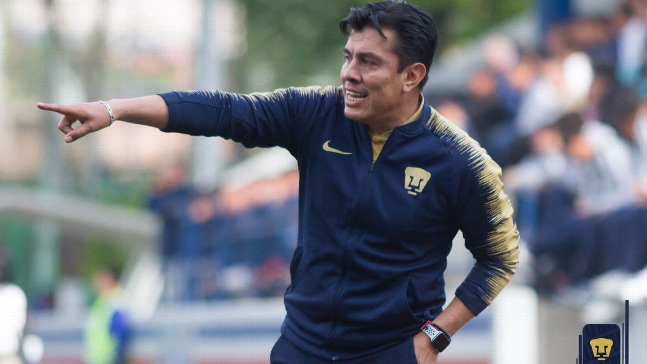 Un exjugador de Pumas habla sobre el técnico que debe dirigir a los Universitarios.