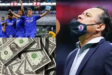 Un jugador de Cruz Azul se iría por culpa de Juan Reynoso pero antes se llevaría 17 millones de pesos 