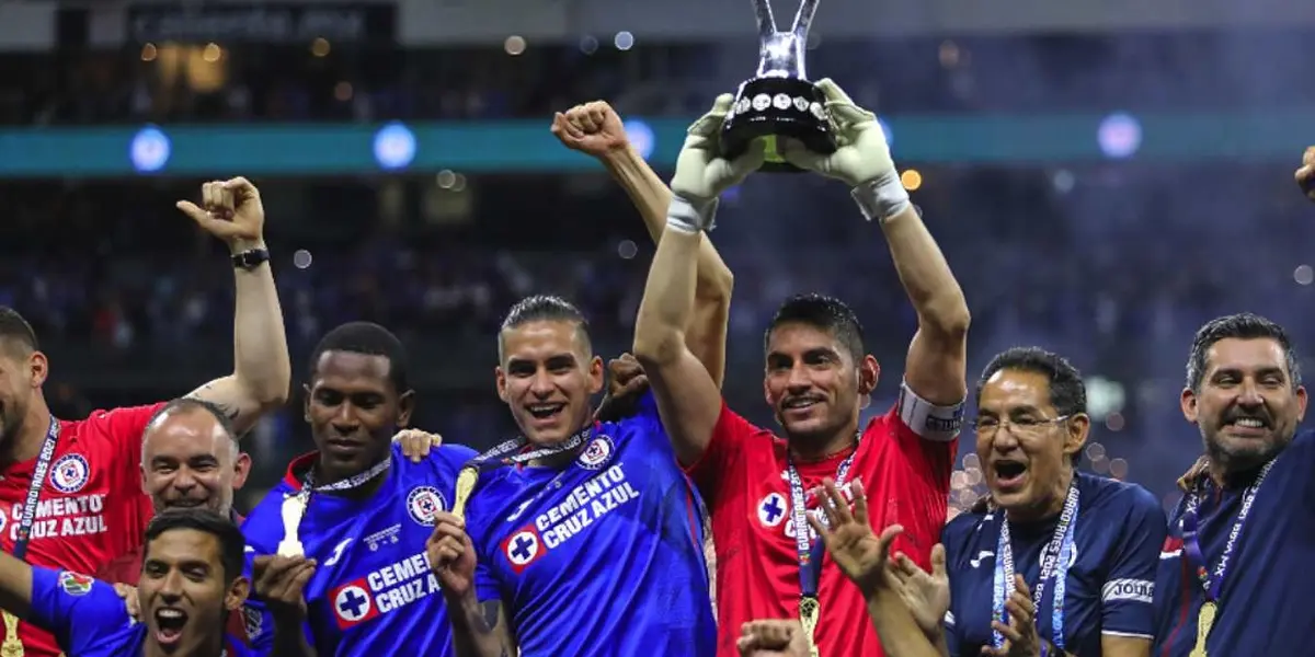 Unos se van y otros firman contratos. Cruz Azul a nada de cerrar con un defensa TOP para reforzarse para el Apertura 2021