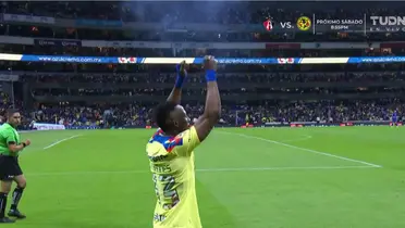 VIDEO | Julián Quiñones con gol de vestidor y el América ya lo gana, Cruz Azul en la lona