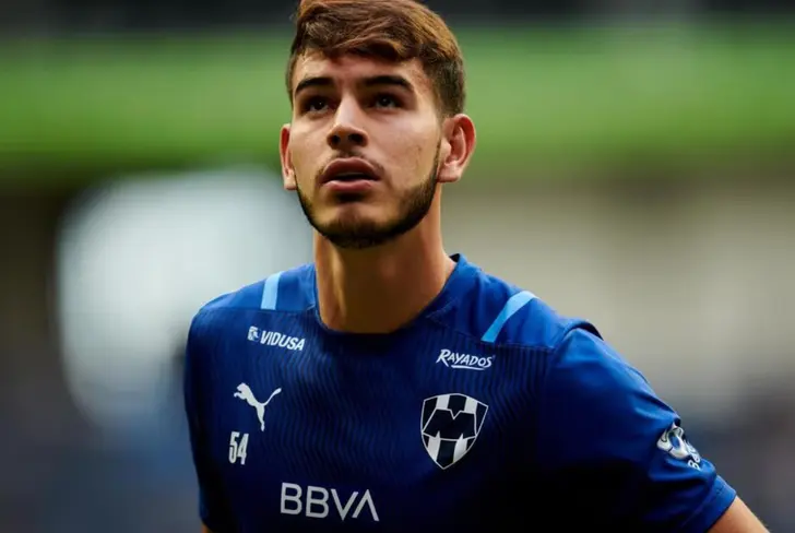 Alan Montes pasó por la cantera de Rayados y con pocas oportunidades en el primer equipo