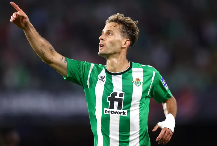 Sergio Canales logró ser un referente dentro del cuadro albiverde