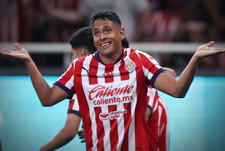 Luis Romo encabeza como el jugador con más pases disruptivos en Liga MX
