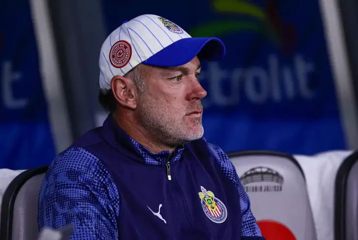 Gabriel Milito declinó la salida de Hugo Camberos de Chivas