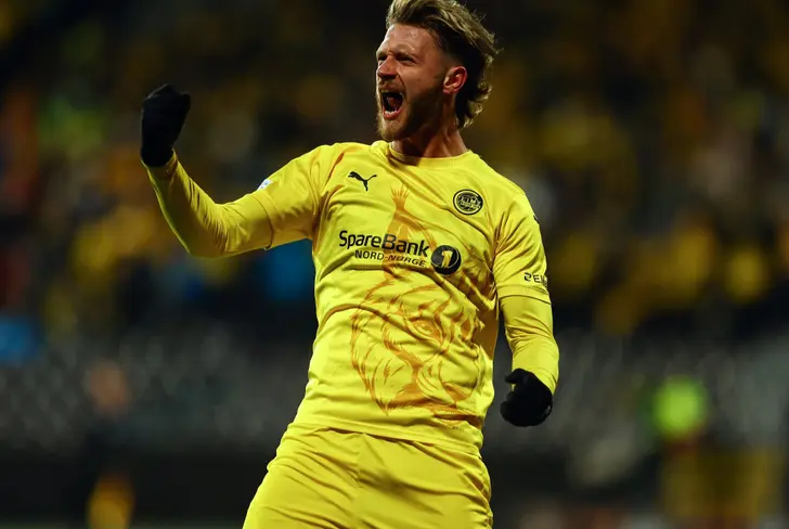 Kasper Høgh entró en la lista de opciones para Rayados