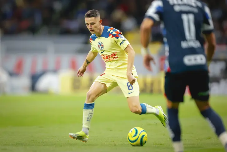 América empató con Rayados 