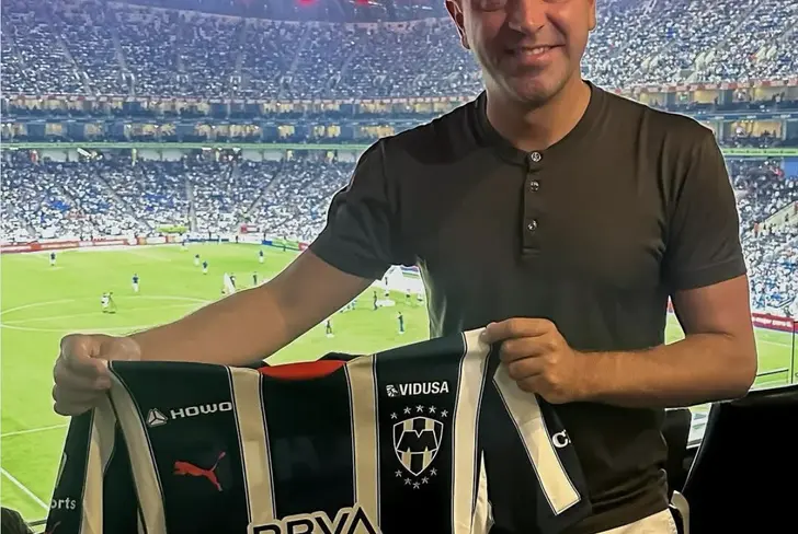 Xavi Hernández estuvo vinculado en su momento como nuevo DT de Rayados