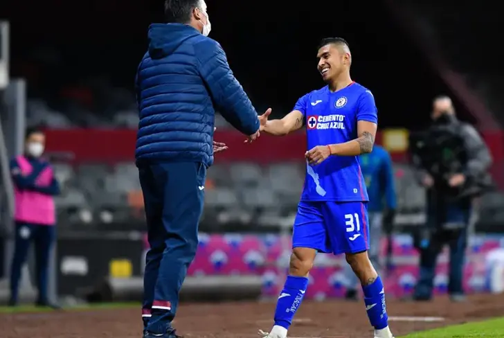 Orbelín Pineda compartió una etapa con Siboldi en Cruz Azul