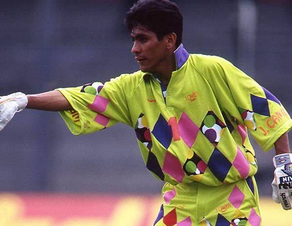 Jorge Campos en un partido del TRI (Foto: Mexsport)