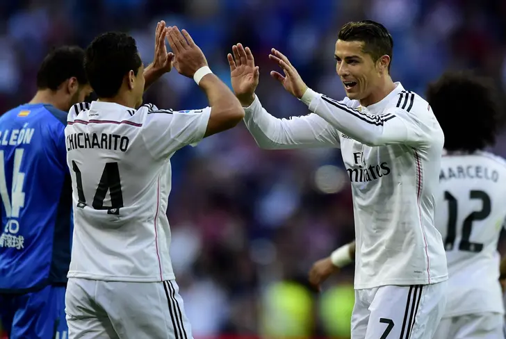 Javier Hernández compartió vestidor con CR7 en el Real Madrid