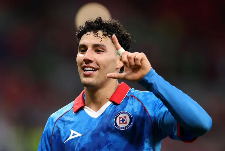 En Cruz Azul la postura estaría clara, no lo dejan ir tan fácil.
