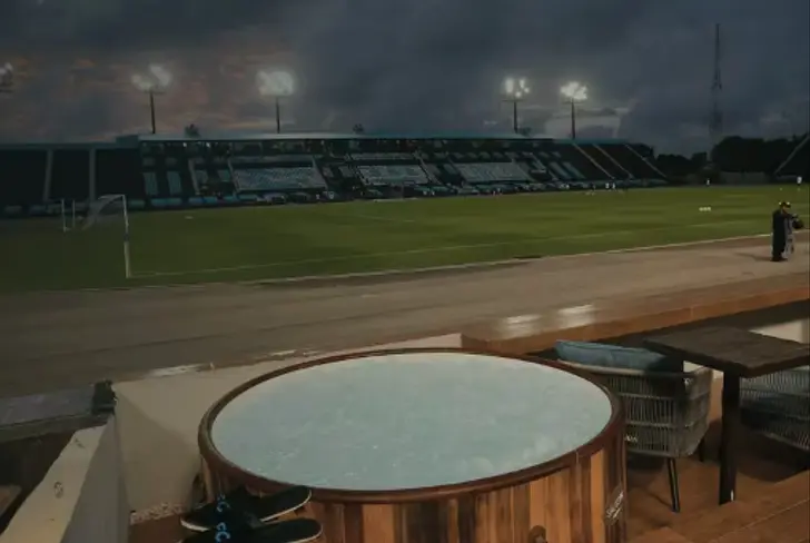 Jacuzzi Estadio Andrés Quintana Roo / Imagen: Redes