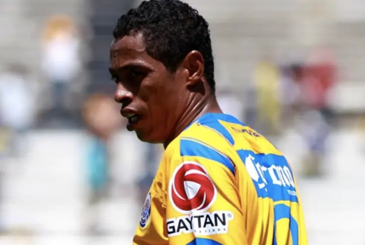 José "Tiba" Damasceno contó con un paso en Pumas