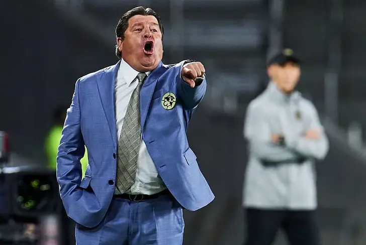 Miguel Herrera en su último partido con el América