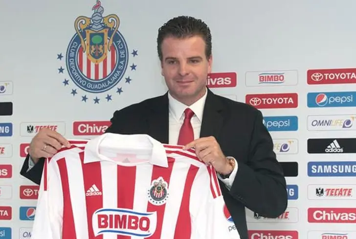 Dennis te Kloese cuenta con un pasado en Chivas