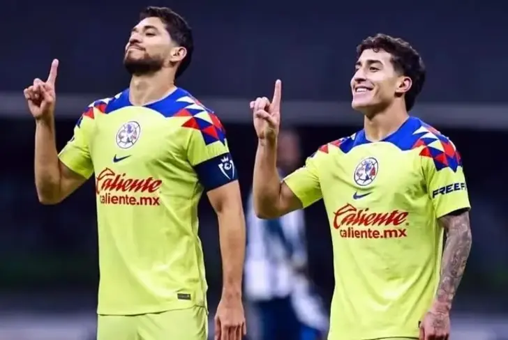 Henry Martín y Alejandro Zendejas con el América