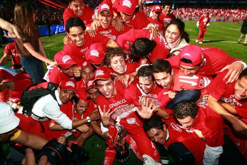Jugadores del Toluca festejando un título de Liga MX (Foto: Mexsport)