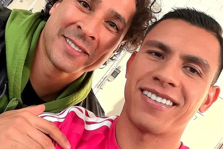 Guillermo Ochoa junto a Luis Malagón en el CAR (Foto: IG de Luis Malagón)