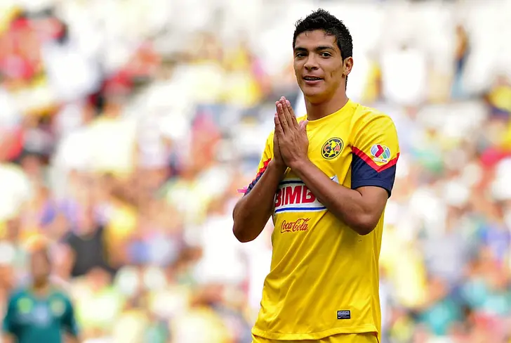 Raúl Jiménez levantó dos títulos de liga con el Club América