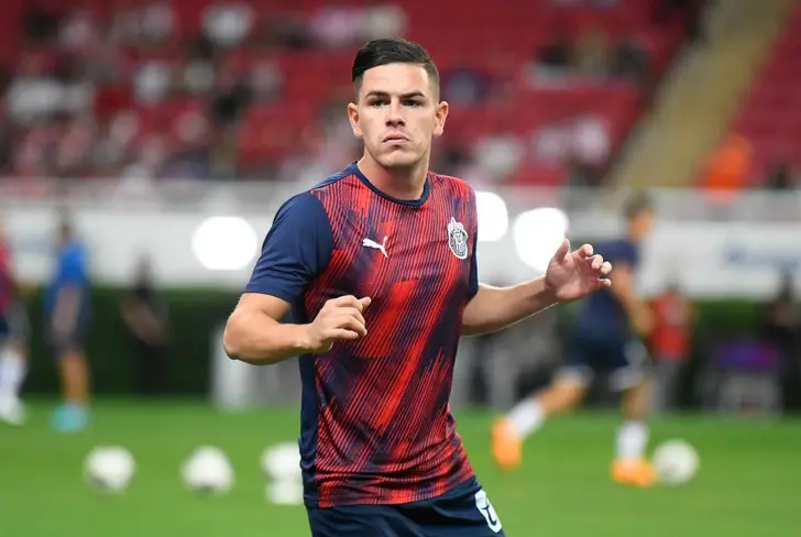Eduardo Torres disputó un total de 94 encuentros oficiales con Chivas