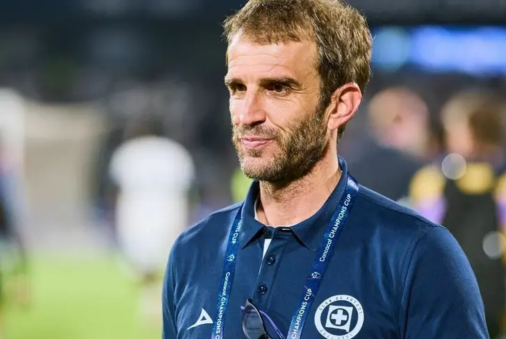 Cruz Azul ha sondeado el posible fichaje de Julián Quiñones