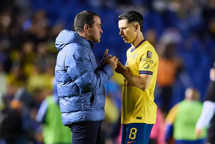 André Jardine con Álvaro Fidalgo