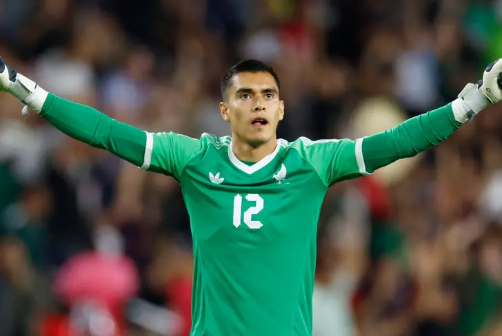 Raúl Rangel sería el arquero titular para el Mundial 2026