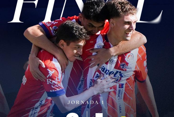 Atlético de San Luis festejando la victoria sobre el Club América (Foto @LigaMX) 