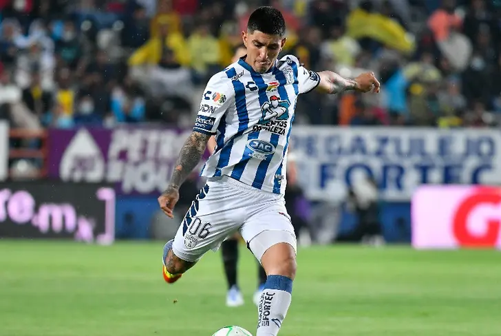 Víctor Guzmán deberá convencer a Pachuca de hacer válida la opción a compra