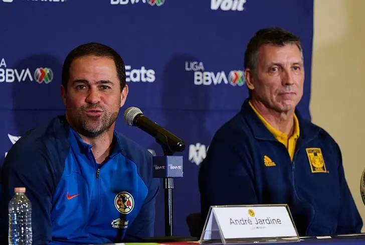 André Jardine y Robert Dante Siboldi previo a la final de la Liga MX