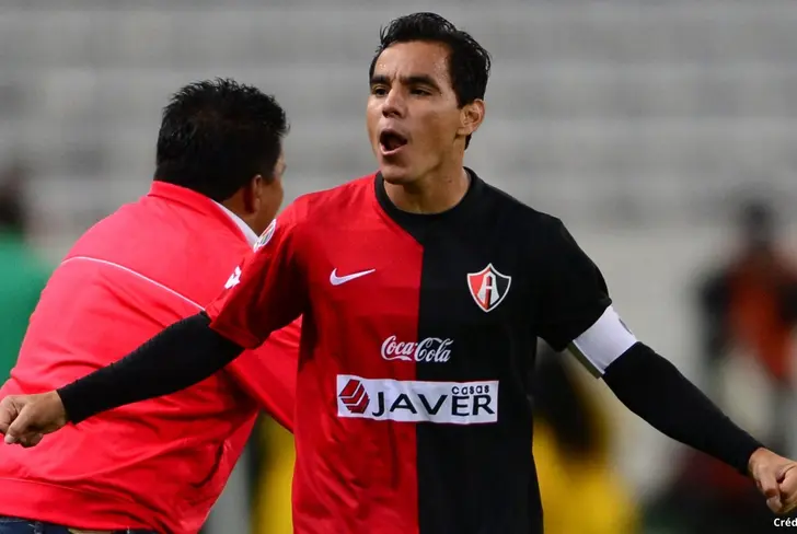 Omar Bravo ha sido uno de los fichajes más polémicos en la historia del Atlas