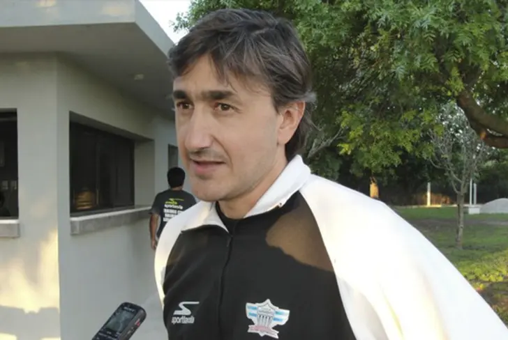 Nahuel Darío Martínez, padre de Luca y ex jugador de las Águilas del América.