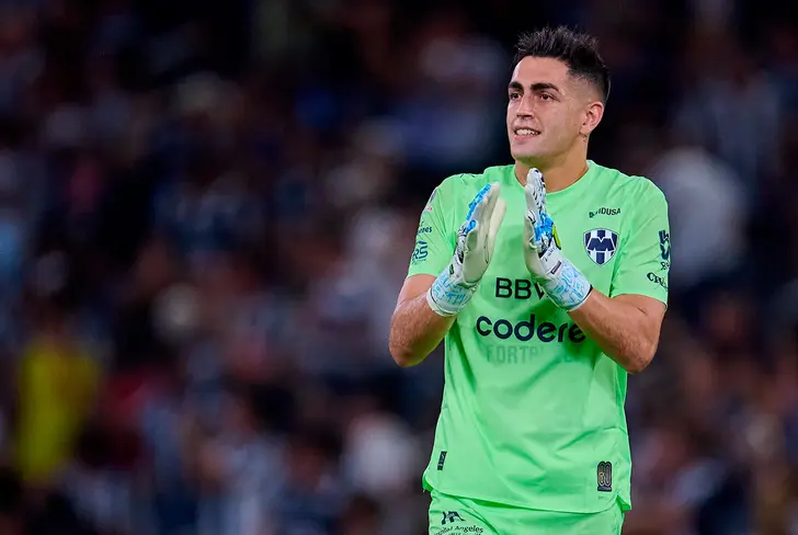 Santiago Mele apunta a ser una nueva baja para Rayados