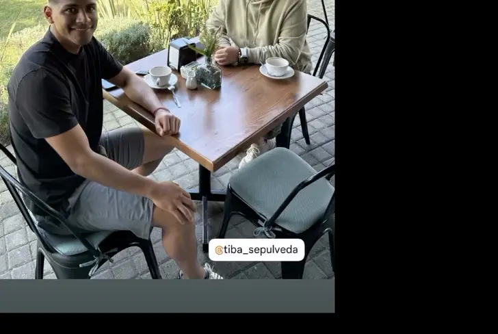 Gilberto Sepúlveda junto a su representante / FOTO INSTAGRAM
