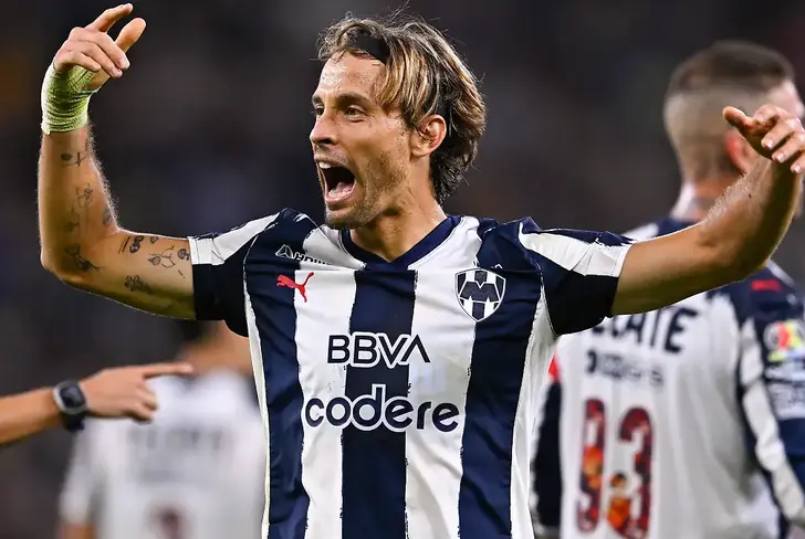 Sergio Canales tendrá una responsabilidad importante en Rayados para enfrentar el Clásico Regiomontano