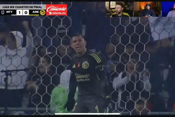 El enfado de Luis Malagón por la tibia marca de Dos Santos: Foto TUDN.